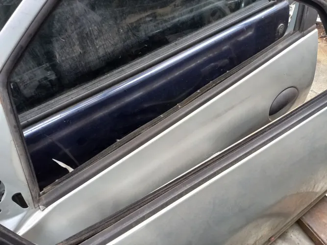 4 pestana porta Peugeot 206