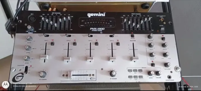 Mesa de som Gemini PMX-1800 Stereo Mixer