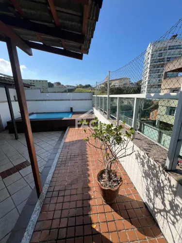 Casa em Jardim Camburi - Vitória