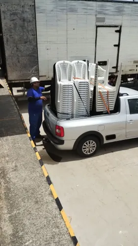 Mesas e cadeiras plástica