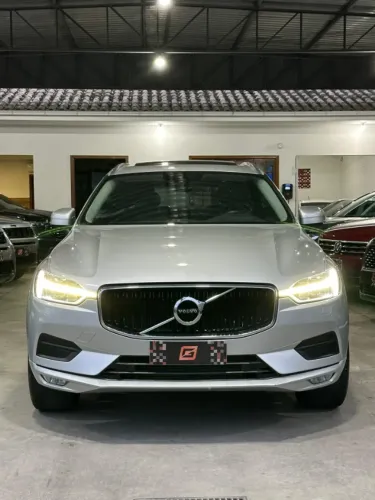 Volvo XC 60 T-5 Momentum 2.0 254cv AWD 5P 2020