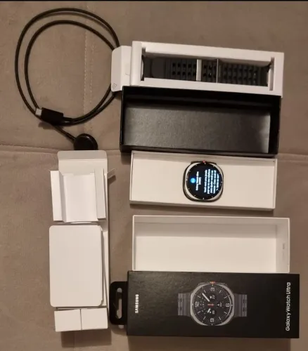 Galaxy Watch Ultra (LTE, 47mm)<br>Titânio Cinza