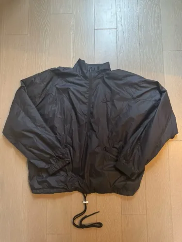 casaco / jaqueta nike x fear of god