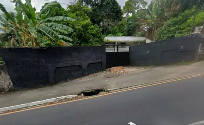 TERRENO COM 806M2 EM JAGUARIBE