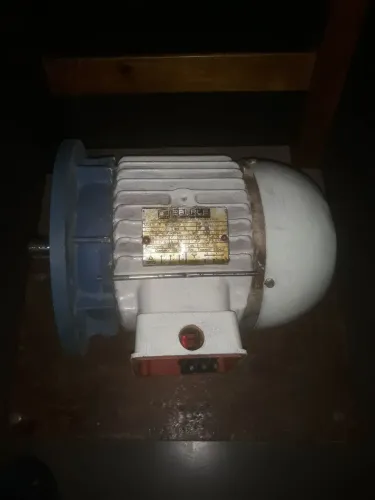 Motor trifásico 1cv220-380