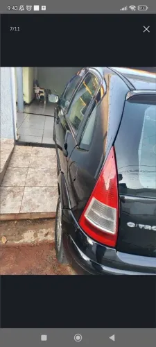 Citroen C3 GLX 1.4/ GLX Sonora 1.4 Flex 8V 5P 2011