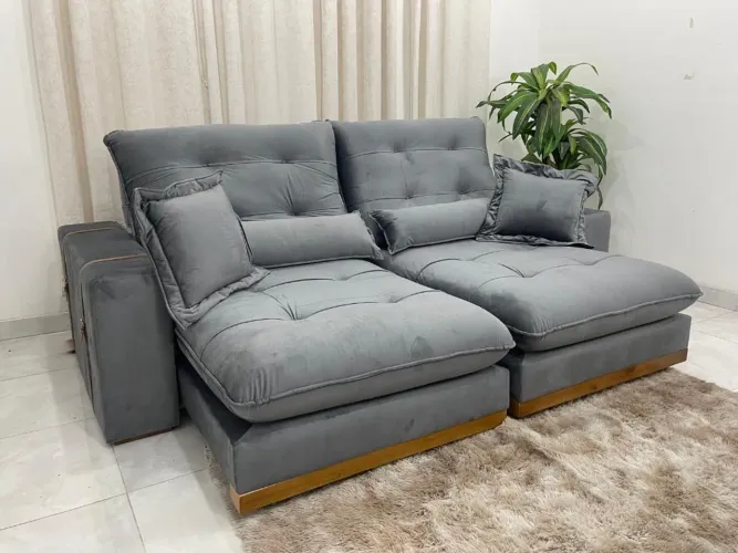 Sofá Retrátil e Reclinável Kio 2.10m L557m