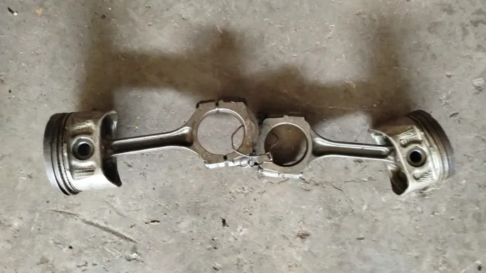 Biela com pistão Clio 1.6 8v (a unidade)