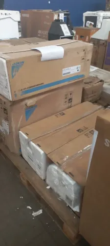 AR CONDICIONADO SPLIT DAIKIM 18.000 BTUS.