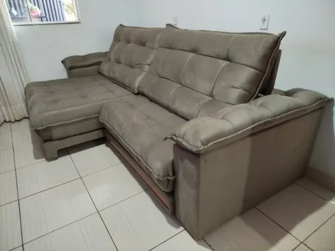 Estofado Barcelona retrátil e reclinável, molas ensacadas 2.90M