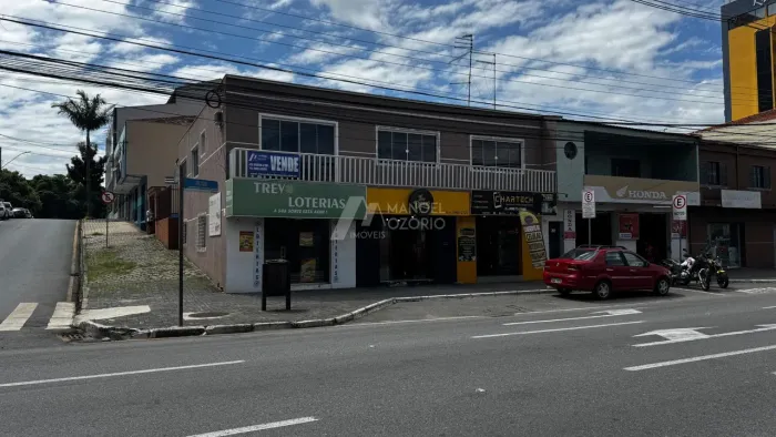 Comercial à Venda em Araucária: Esquina da Av Dr Victor do Amaral