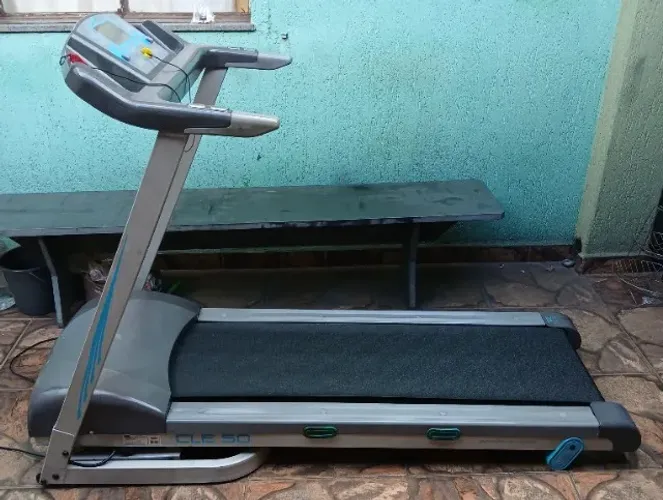 Ate 4x sem Juros - Esteira Elétrica Caloi ACT CLE50 - 16 Km - C/ Inclinação Elétrica
