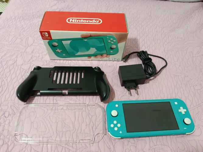 Nitendo switch lite 