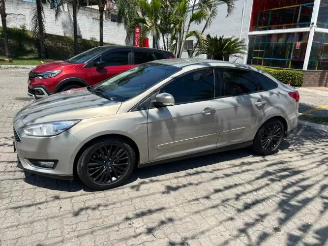 Ford Focus Fastback Se/se Plus 2.0 Flex Aut. 2017
