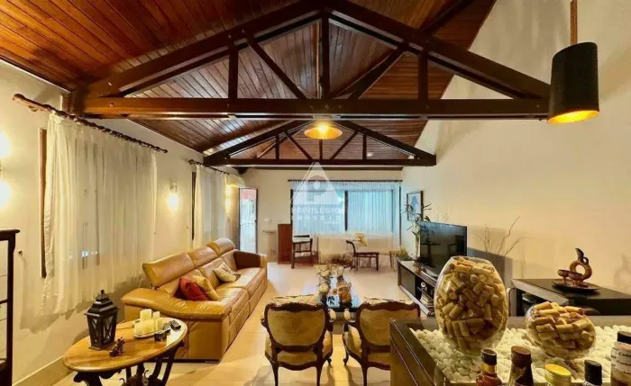 Amplo Imóvel à Venda em Botafogo Conforto, Exclusividade e Excelente Localização