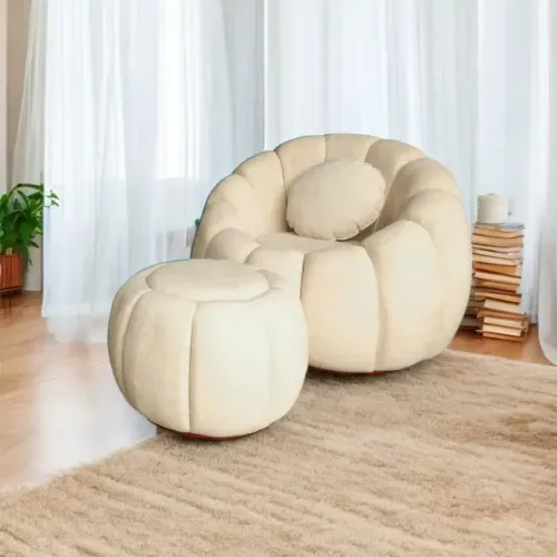 Kit Poltrona + Puff Concha Fixo em Bouclé com Almofada