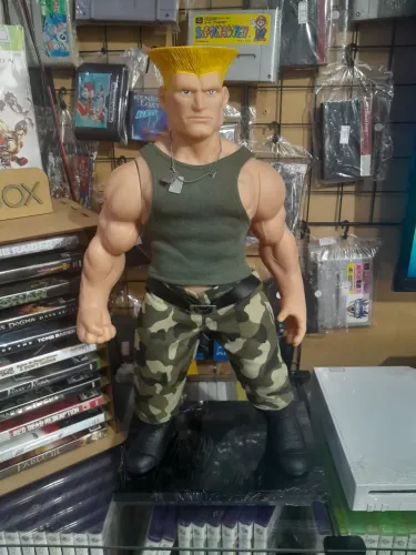 Boneco Guile Street Fighter - 43cm