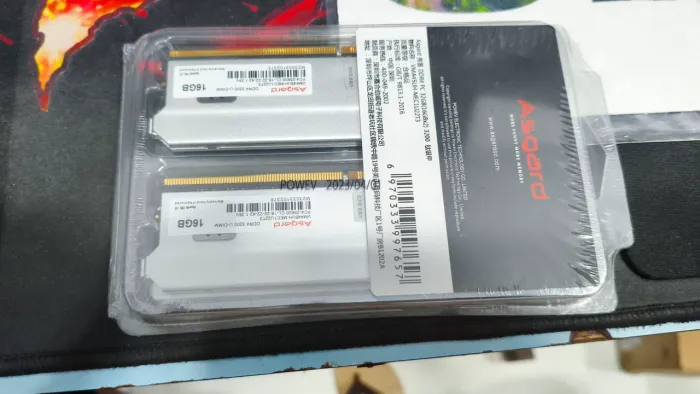 32GB DDR4 ASGARD 3200MHZ 2X16GB lacrado