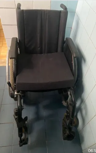 VENDO CADEIRA DE RODAS DA ORTOBRAS