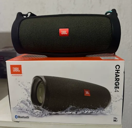 JBL Charge 4