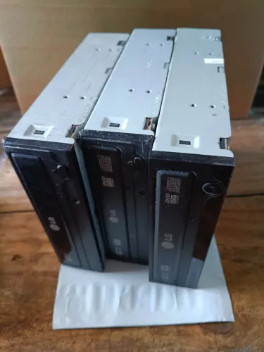 3 DVDs drive IDE, (funcionares)