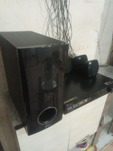 Vendo uma Home Theater