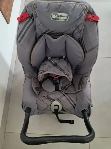 Cadeirinha automotiva