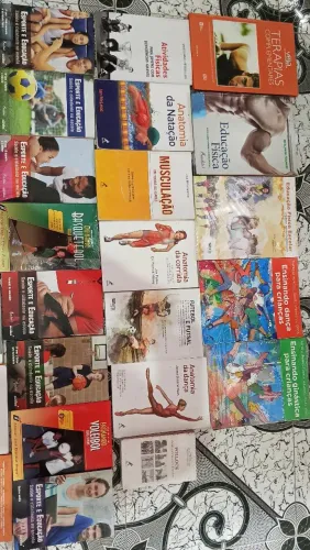 Vendo esses livros de educação física 