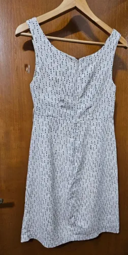 Vestido branco com quadradinhos tamanho P