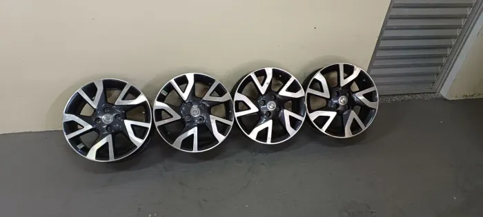 Rodas 16 original do versa
