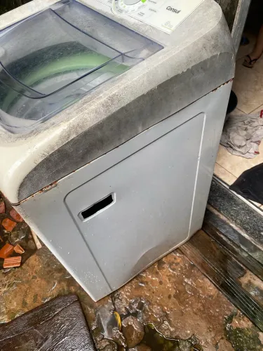 Vendo máquina de lavar usada