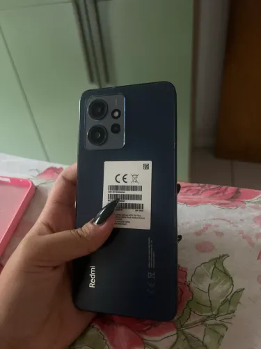 Celular com defeito