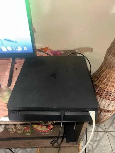 Ps4 Slim - Seminovo