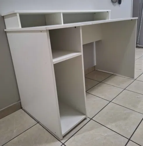 Vende-se mesa MDF nova