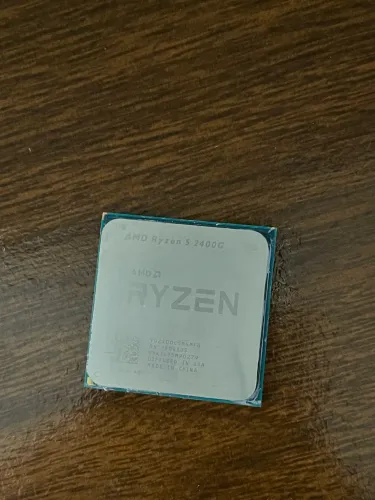 Ryzen 5 2400g (vídeo integrado)