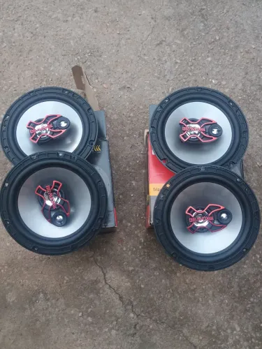 Vendo 4 par de auto falante Zero