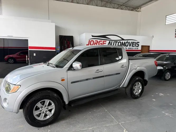 Mitsubishi L200 Triton HPE 3.2 CD TB Int.diesel AUT 2010