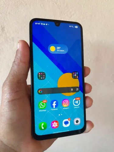 Vendo Samsung galaxy A17 todo original de fabrica por, novo por 600,00