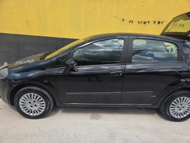 Fiat Punto ELX 1.4 Fire Flex 8V 5P 2010