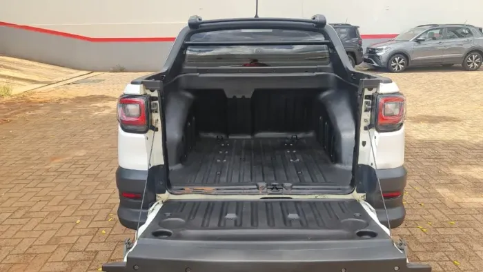 Fiat Strada Freedom 1.3 Flex 8V CD 2025