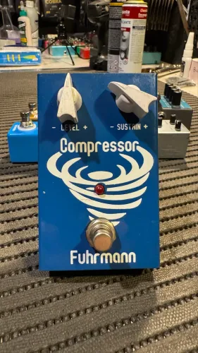 Pedal Compressor Fuhrmann pra guitarra