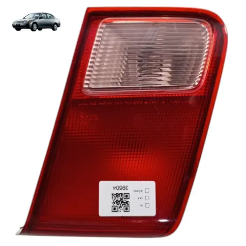 Lanterna Direita Tampa Traseira Honda Civic G7 2002 Detalhe Direito/passageiro Vermelho
