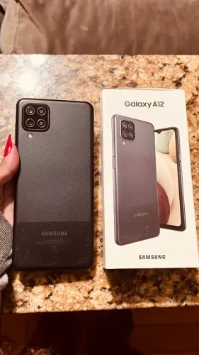 Samsung Galaxy A12 ? usado + Caixa Original