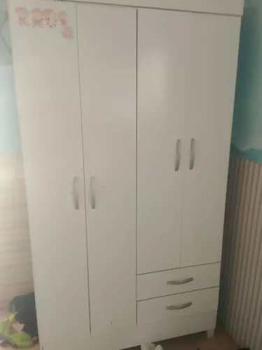 Guarda roupa infantil