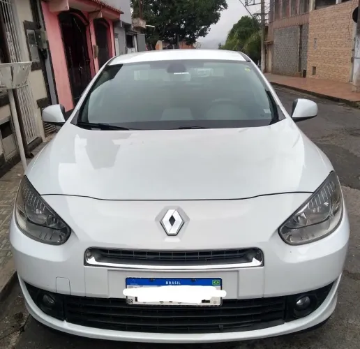 Renault Fluence Sed. Dynamique 2.0 16V Flex Aut. 2013