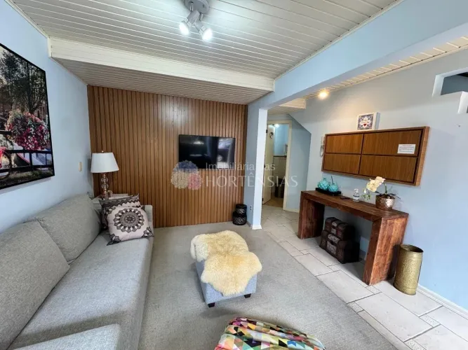 Casa com duas suítes em Bairro nobre de Gramado.