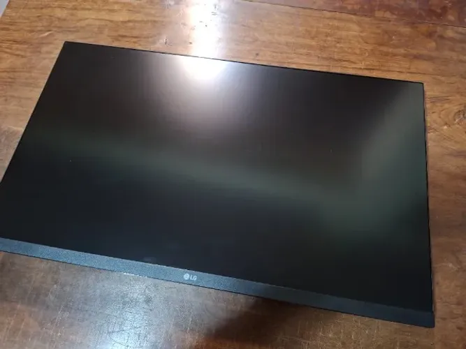 Monitor LG UltraGear | 27" | 16:9 | IPS | Full HD | 144 Hz | 1 ms