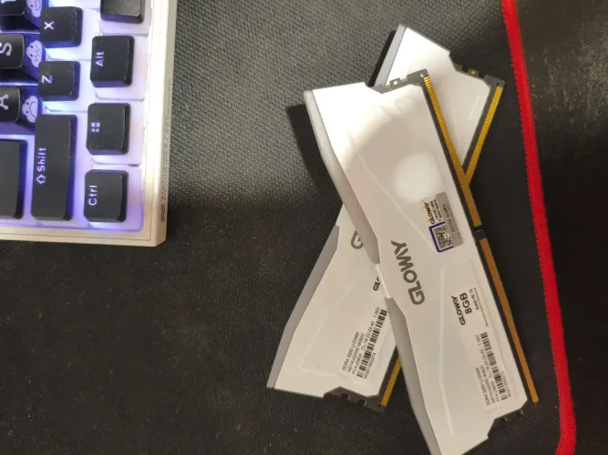 Memória RAM DDR4 16GB (2x8GB) 3200MHz Gloway ARGB