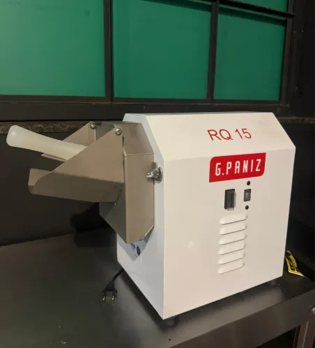 Vendo Ralador de Queijo  Industrial 3 Discos RQ 15 Bivolt G Paniz