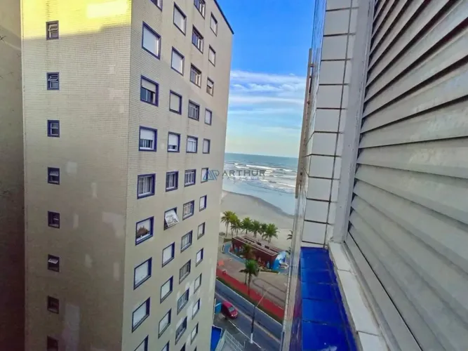 Apartamento à venda no bairro Ocian em Praia Grande